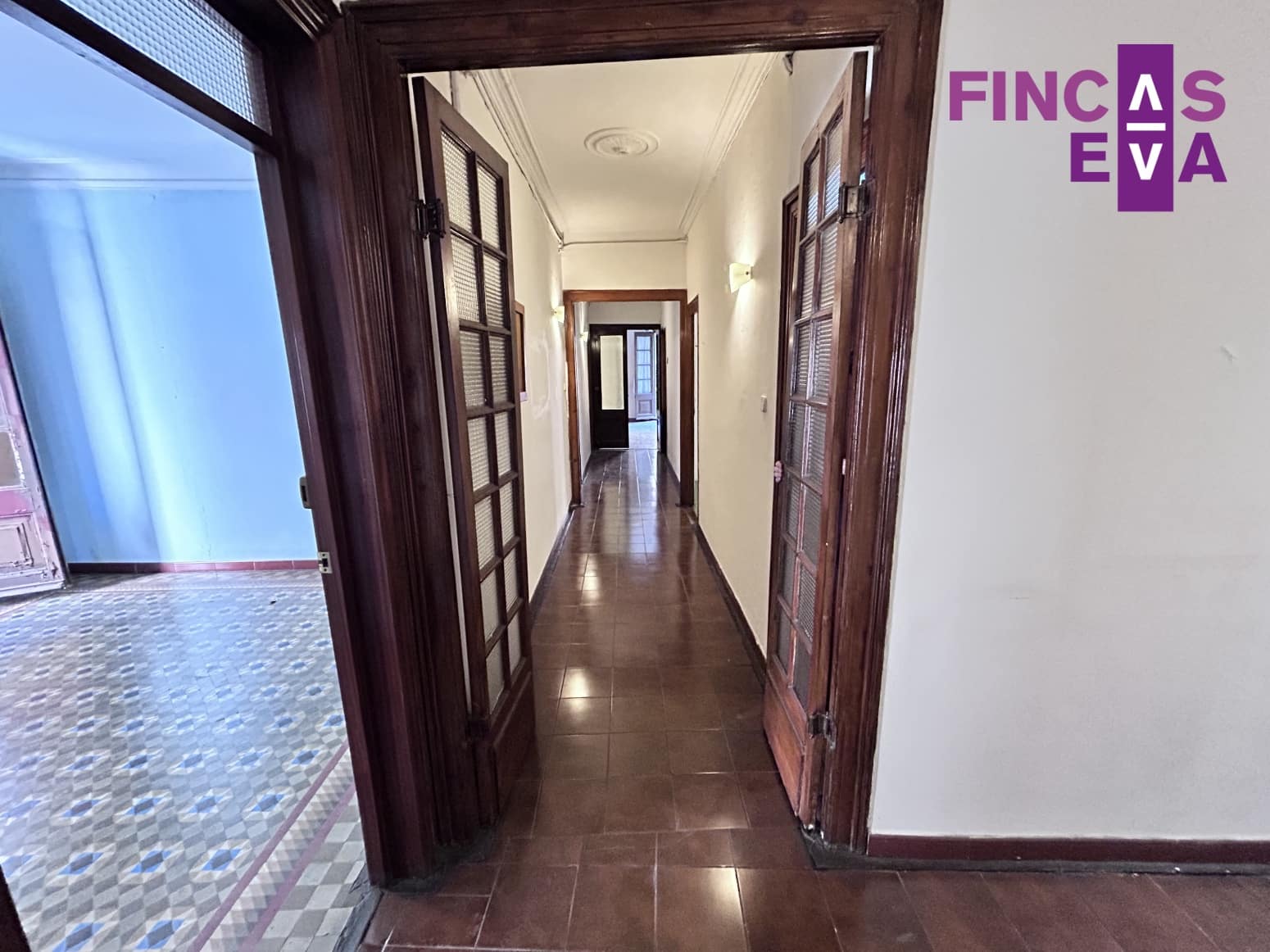 6 slaapkamer Flat te koop in Barcelona stad - € 623.000 (Ref: 9720505)