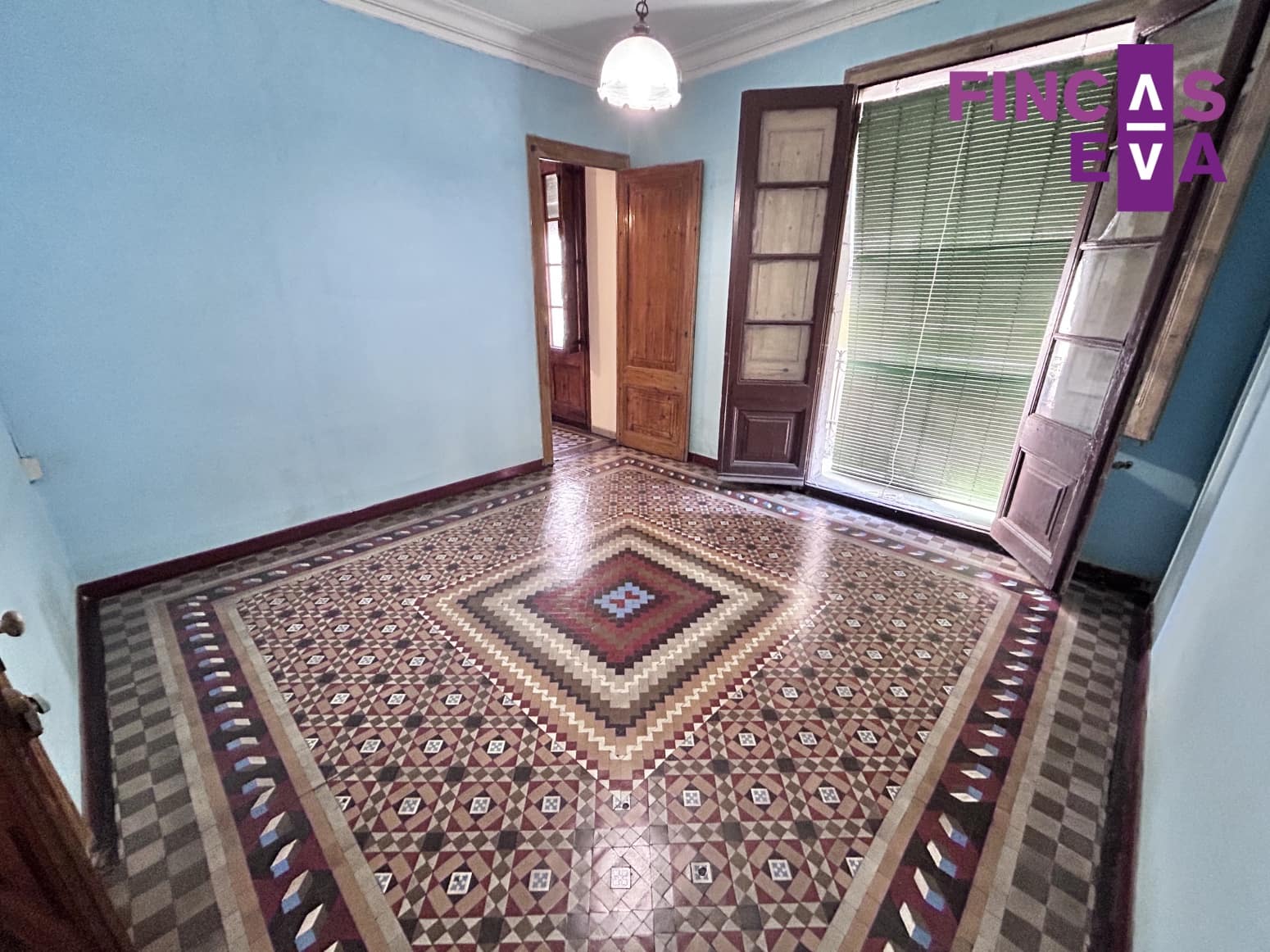 6 slaapkamer Flat te koop in Barcelona stad - € 623.000 (Ref: 9720505)