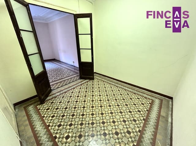 6 bedroom Flat for sale in El Barri Gòtic, Barcelona city - € 623,000 (Ref: 9720505)