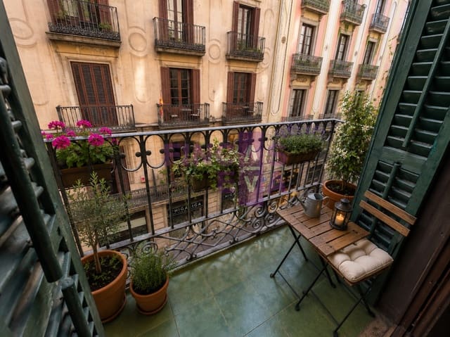 6 Zimmer Wohnung zu verkaufen in El Barri Gòtic, Barcelona Stadt - 623.000 € (Ref: 9720505)