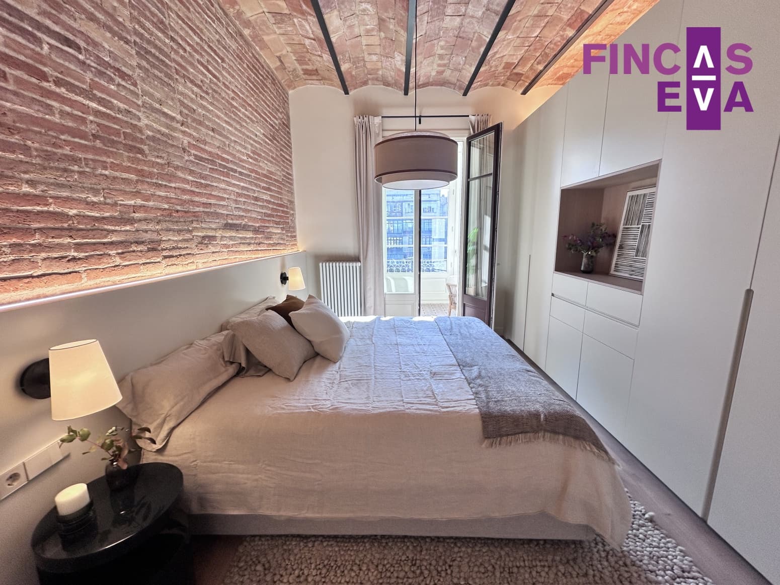 4 bedroom Flat for sale in Barcelona city - € 1,720,000 (Ref: 9720907)