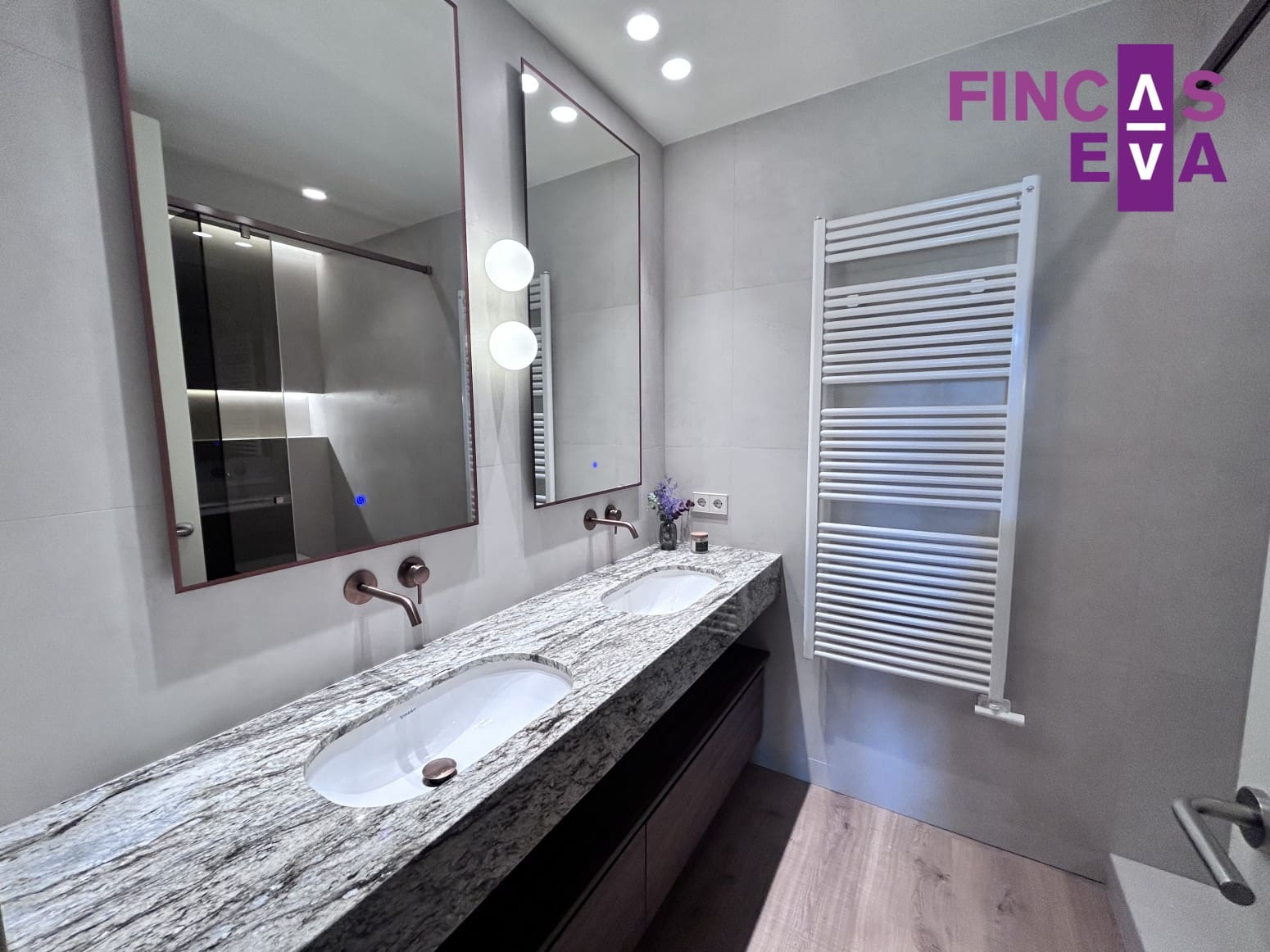 4 bedroom Flat for sale in Barcelona city - € 1,720,000 (Ref: 9720907)