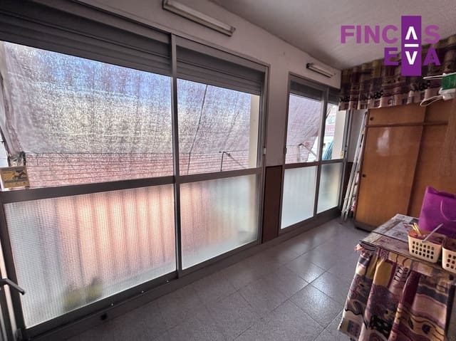 Piso de 4 habitaciones en El Raval, Barcelona ciudad en venta - 210.000 € (Ref: 9726180)