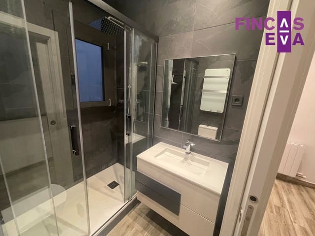 2 bedroom Flat for sale in El Fort Pienc, Barcelona city - € 360,000 (Ref: 9731173)