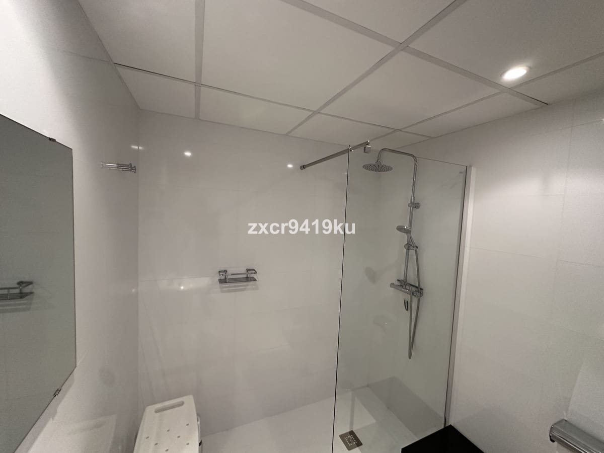 2 soverom Leilighet til salgs i Mijas med svømmebasseng garasje - € 459 000 (Ref: 9731176)