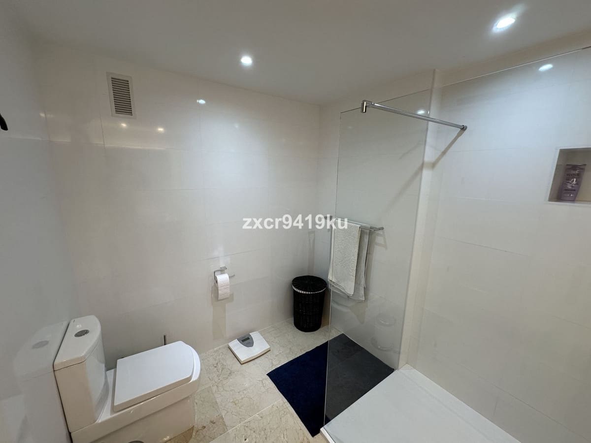 2 soverom Leilighet til salgs i Mijas med svømmebasseng garasje - € 459 000 (Ref: 9731176)