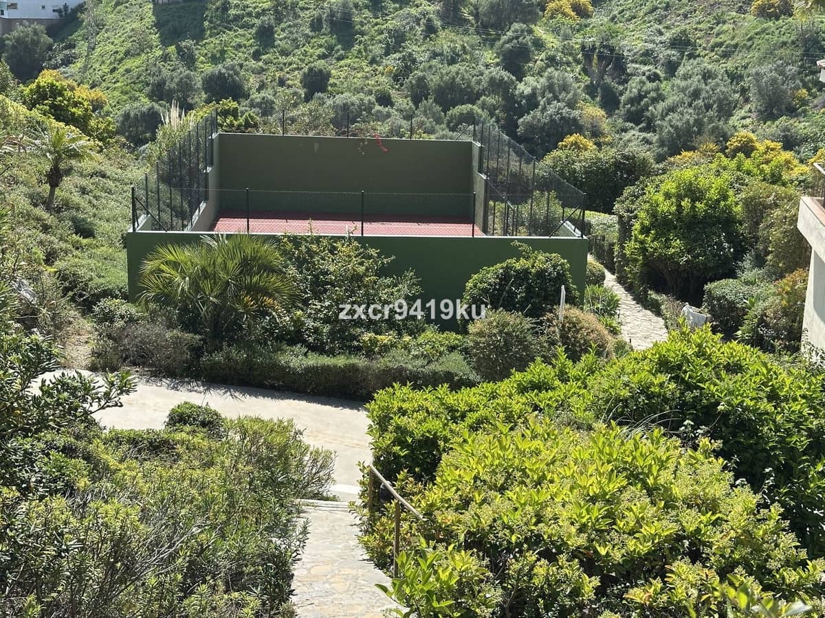 2 soverom Leilighet til salgs i Mijas med svømmebasseng garasje - € 459 000 (Ref: 9731176)