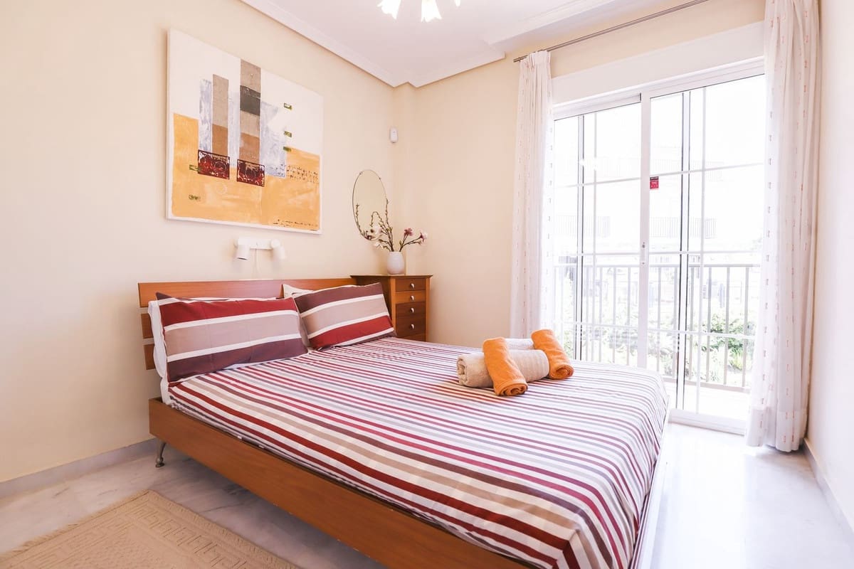 3 chambre Villa/Maison à vendre à Marbella avec piscine garage - 569 000 € (Ref: 9737228)