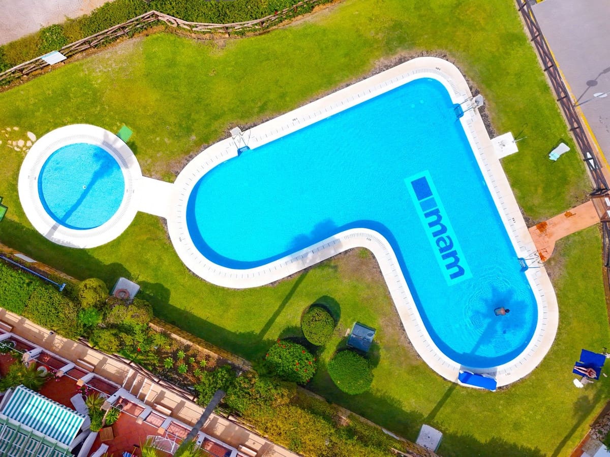 3 chambre Villa/Maison à vendre à Marbella avec piscine garage - 569 000 € (Ref: 9737228)