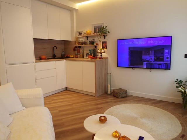 1 chambre Appartement à vendre à Centro, Estepona avec piscine - 305 000 € (Ref: 9752622)