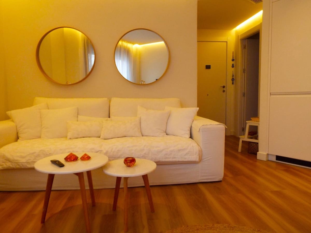 1 bedroom Flat for sale in Estepona with pool - € 305,000 (Ref: 9752622)