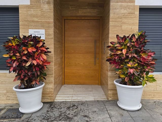 1 chambre Appartement à vendre à Centro, Estepona avec piscine - 305 000 € (Ref: 9752622)