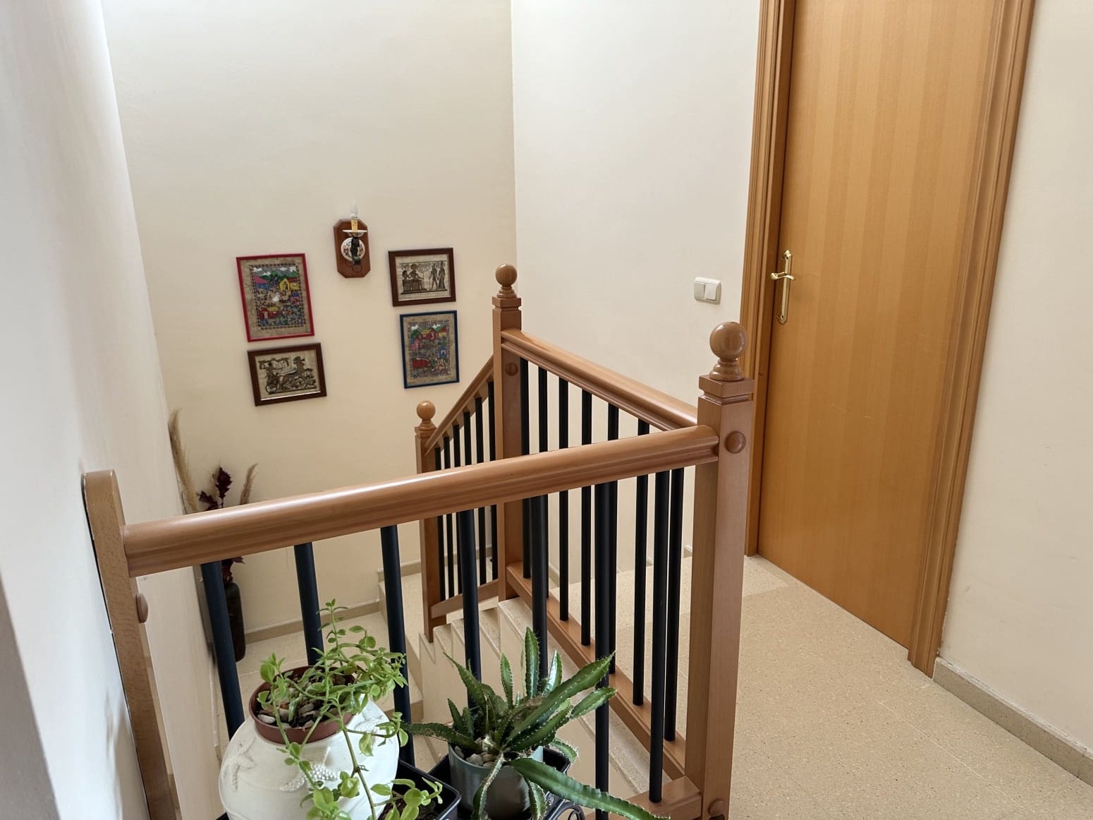 4 sypialnia Willa na sprzedaż w Salomo z garażem - 289 000 € (Ref: 9752626)