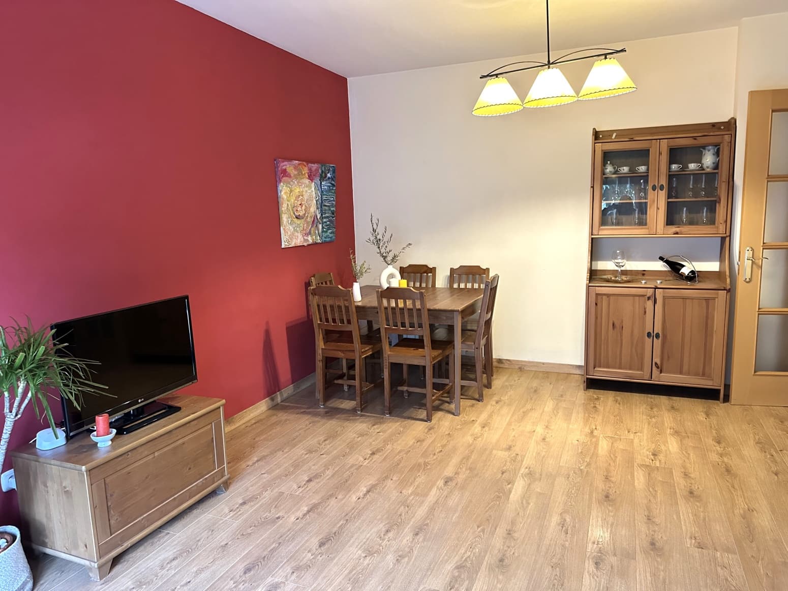 4 sypialnia Willa na sprzedaż w Salomo z garażem - 289 000 € (Ref: 9752626)