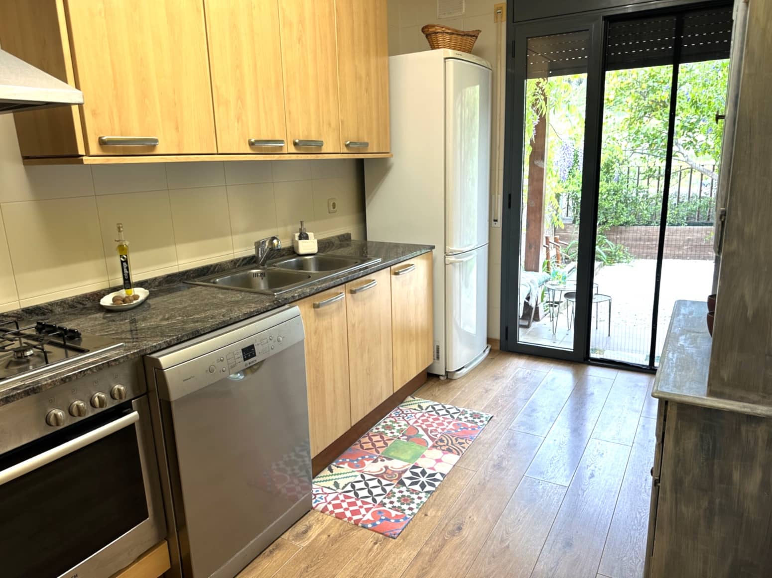 4 sypialnia Willa na sprzedaż w Salomo z garażem - 289 000 € (Ref: 9752626)