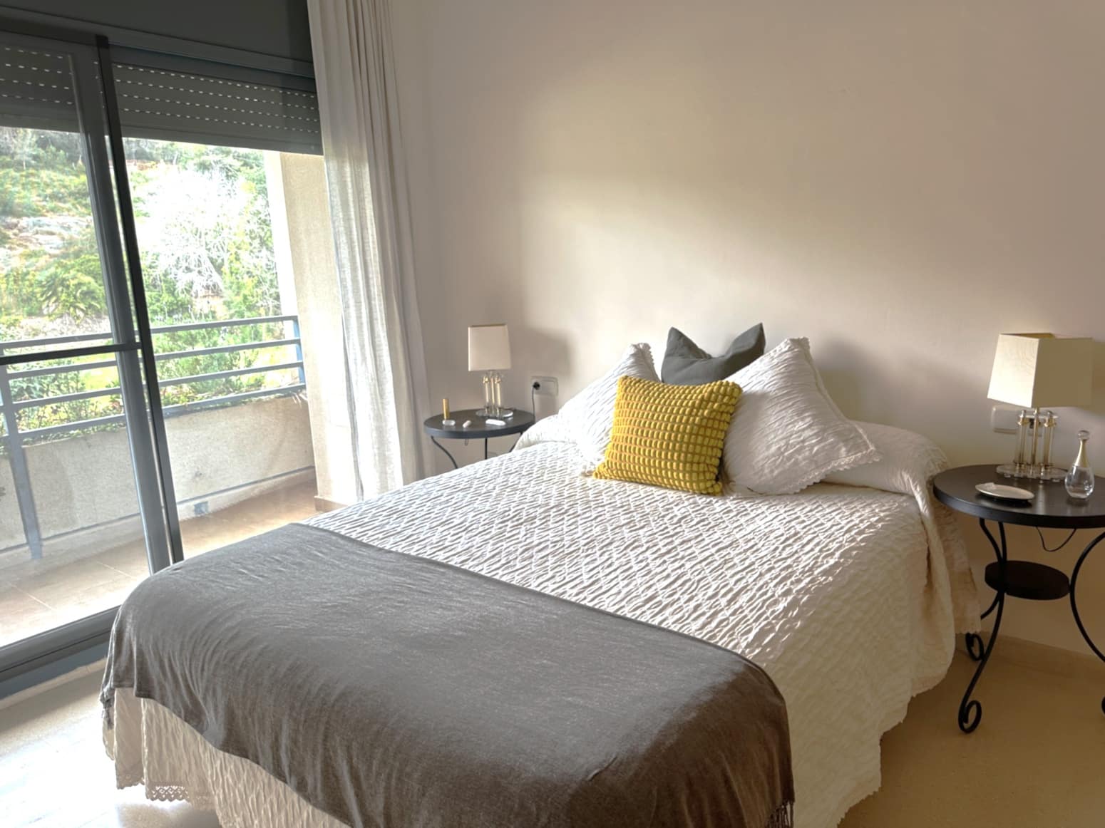 4 sypialnia Willa na sprzedaż w Salomo z garażem - 289 000 € (Ref: 9752626)