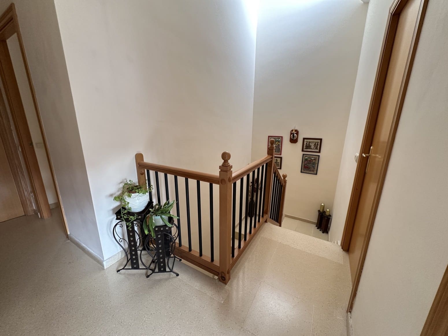 4 sypialnia Willa na sprzedaż w Salomo z garażem - 289 000 € (Ref: 9752626)