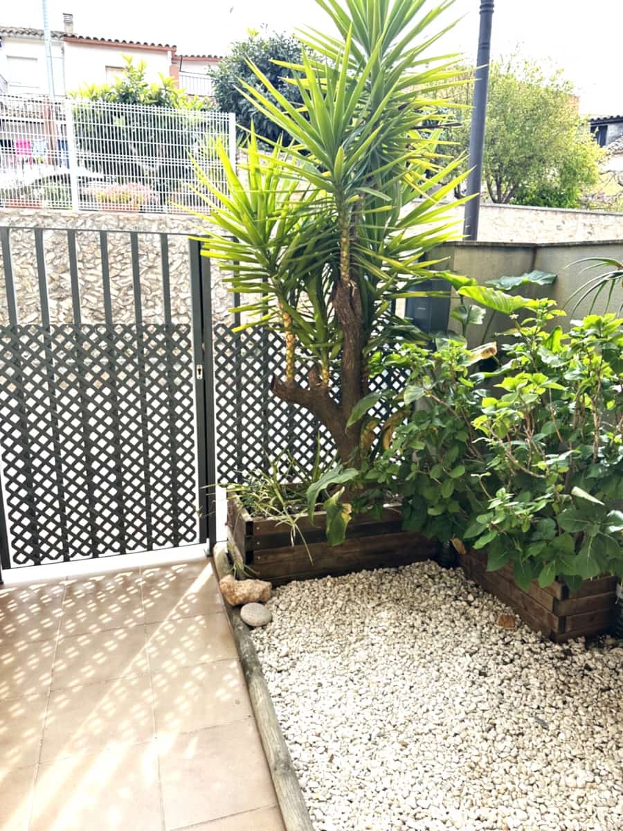 4 sypialnia Willa na sprzedaż w Salomo z garażem - 289 000 € (Ref: 9752626)