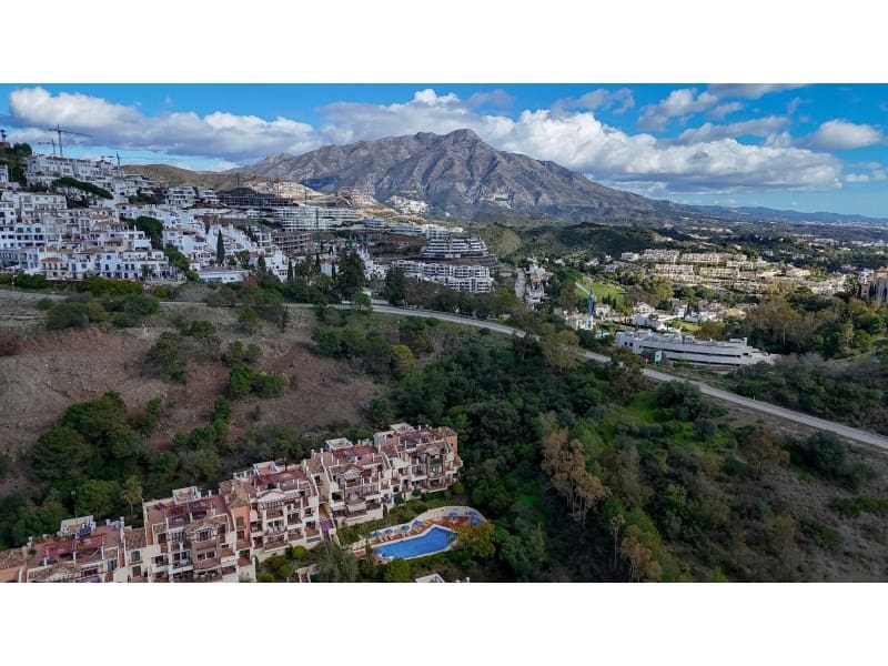 2 Zimmer Wohnung zu verkaufen in Benahavis mit Pool Garage - 674.900 € (Ref: 9752627)