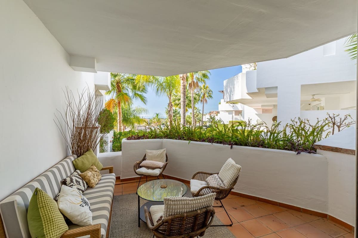 3 chambre Appartement à vendre à Marbella avec piscine garage - 695 000 € (Ref: 9753693)