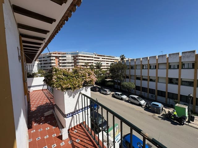 5 makuuhuone Huvila myytävänä paikassa Centro, Estepona - 875 000 € (Ref: 9753694)