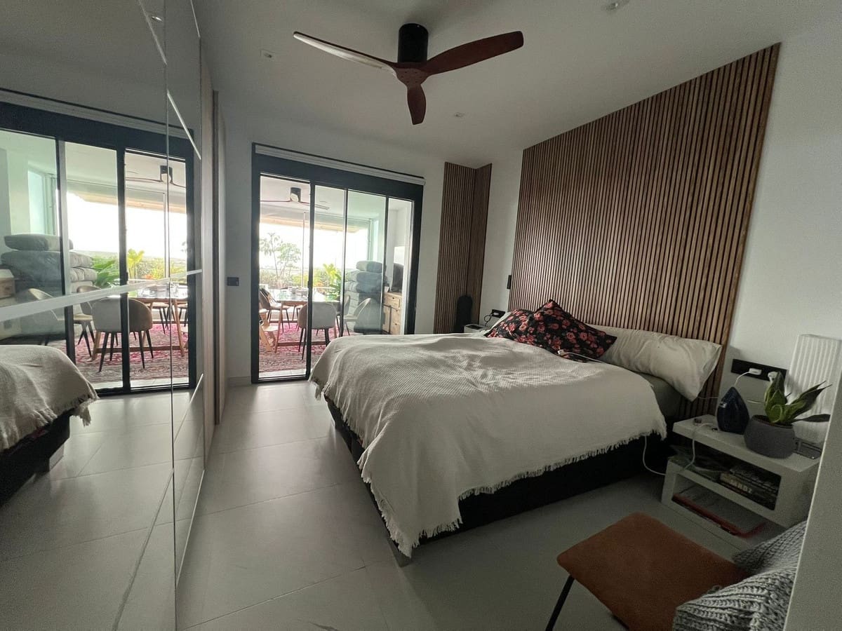 4 soveværelse Lejlighed til salg i Estepona med garage - € 1.049.000 (Ref: 9756776)