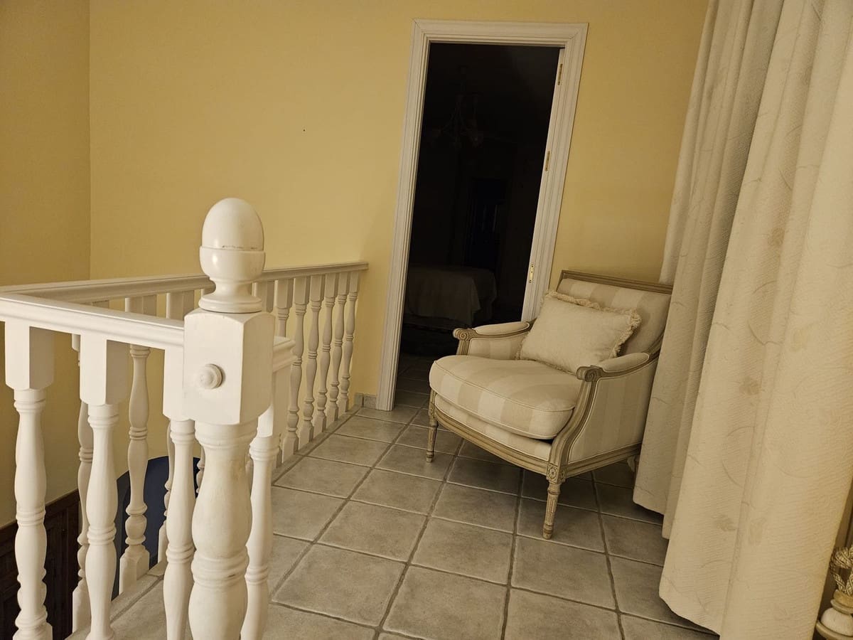 4 sypialnia Willa na sprzedaż w Mijas z garażem - 795 000 € (Ref: 9758201)