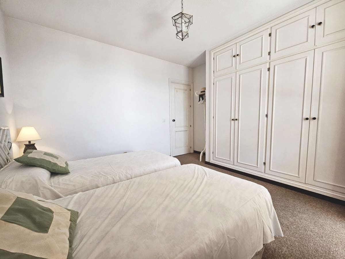 2 soveværelse Lejlighed til salg i Mijas med swimmingpool - € 460.000 (Ref: 9758203)