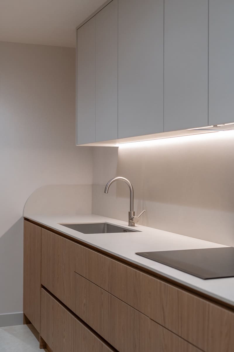 Piso de 3 habitaciones en Benahavís en venta con piscina garaje - 650.000 € (Ref: 9759465)