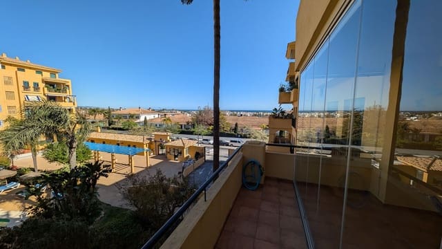 2 soveværelse Lejlighed til salg i San Pedro de Alcántara Pueblo, Marbella med swimmingpool garage - € 550.000 (Ref: 9759466)