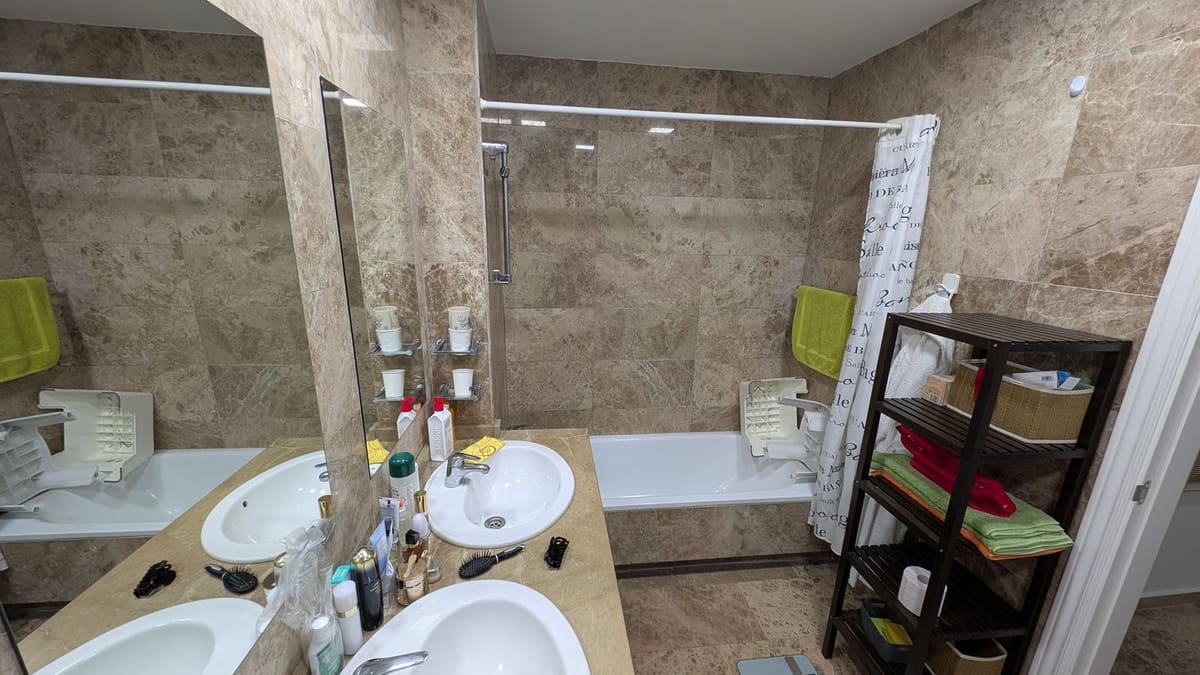 2 chambre Appartement à vendre à Marbella avec piscine garage - 550 000 € (Ref: 9759466)