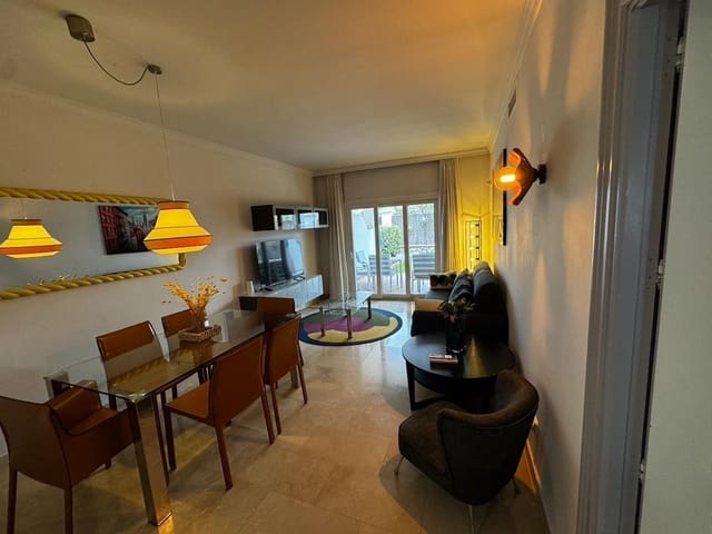 2 chambre Appartement à vendre à Las Brisas, Marbella avec piscine garage - 440 000 € (Ref: 9759468)