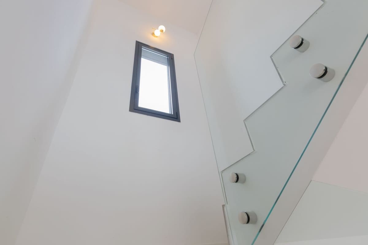 4 chambre Villa/Maison à vendre à New Golden Mile avec piscine garage - 950 000 € (Ref: 9759469)