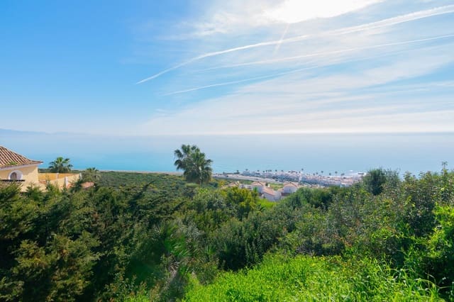 Tontti myytävänä paikassa San Luis de Sabinillas, Manilva - 741 000 € (Ref: 9760194)