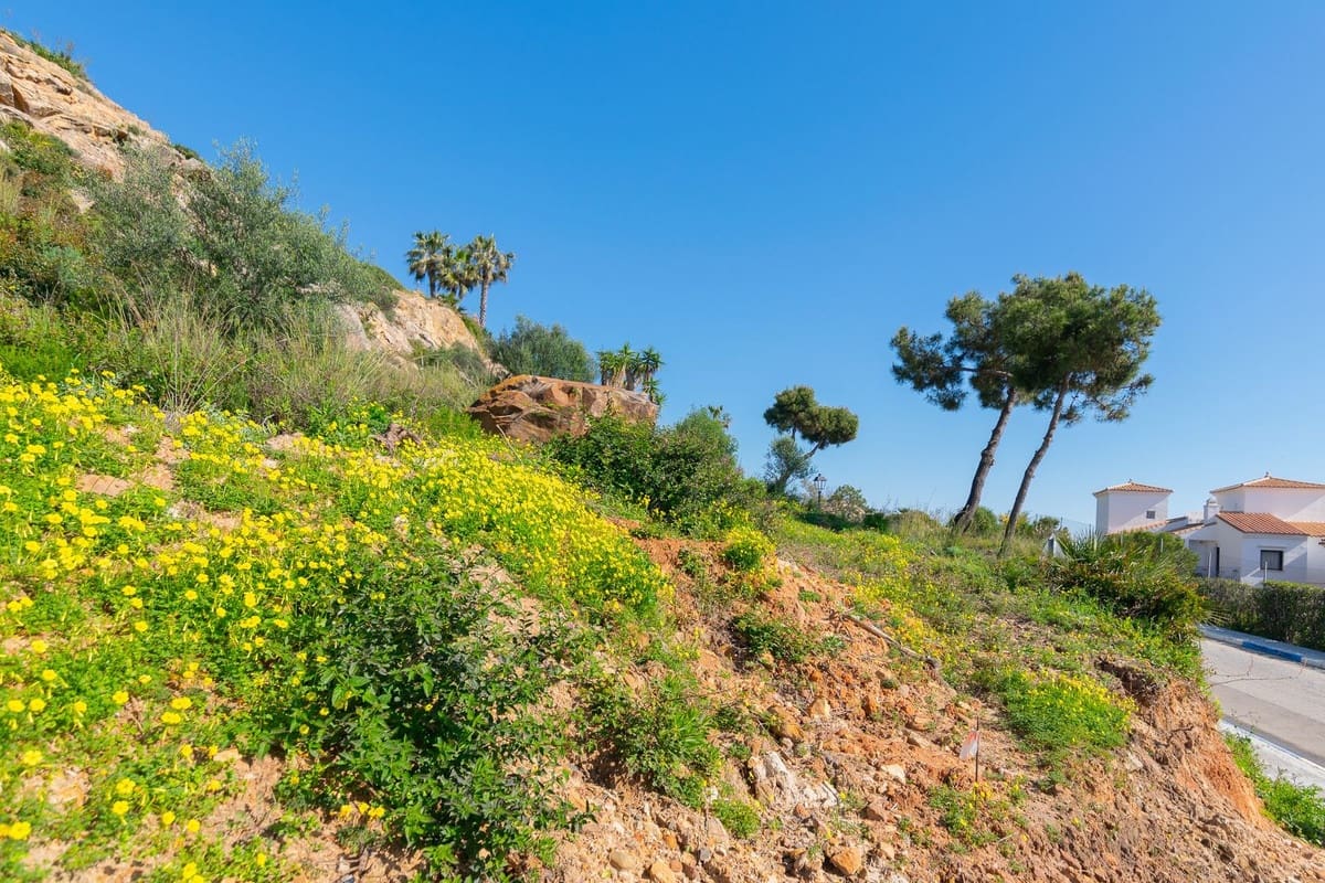 Tontti myytävänä paikassa Manilva - 741 000 € (Ref: 9760194)