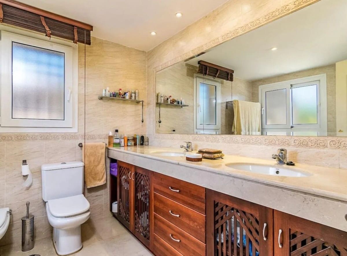 4 quarto Moradia para venda em Mijas com piscina - 660 000 € (Ref: 9760195)