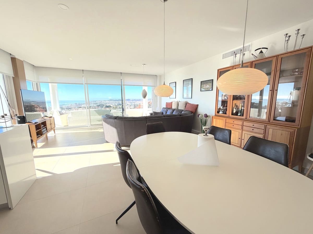 3 slaapkamer Flat te koop in Fuengirola met zwembad garage - € 675.000 (Ref: 9760199)