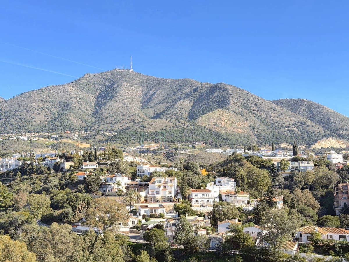 3 slaapkamer Flat te koop in Fuengirola met zwembad garage - € 675.000 (Ref: 9760199)