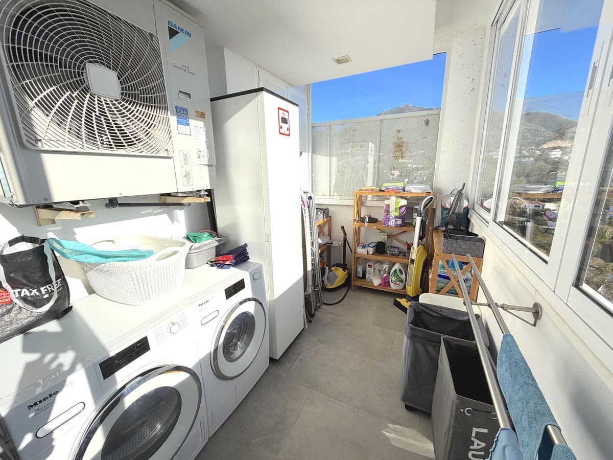 3 slaapkamer Flat te koop in Fuengirola met zwembad garage - € 675.000 (Ref: 9760199)