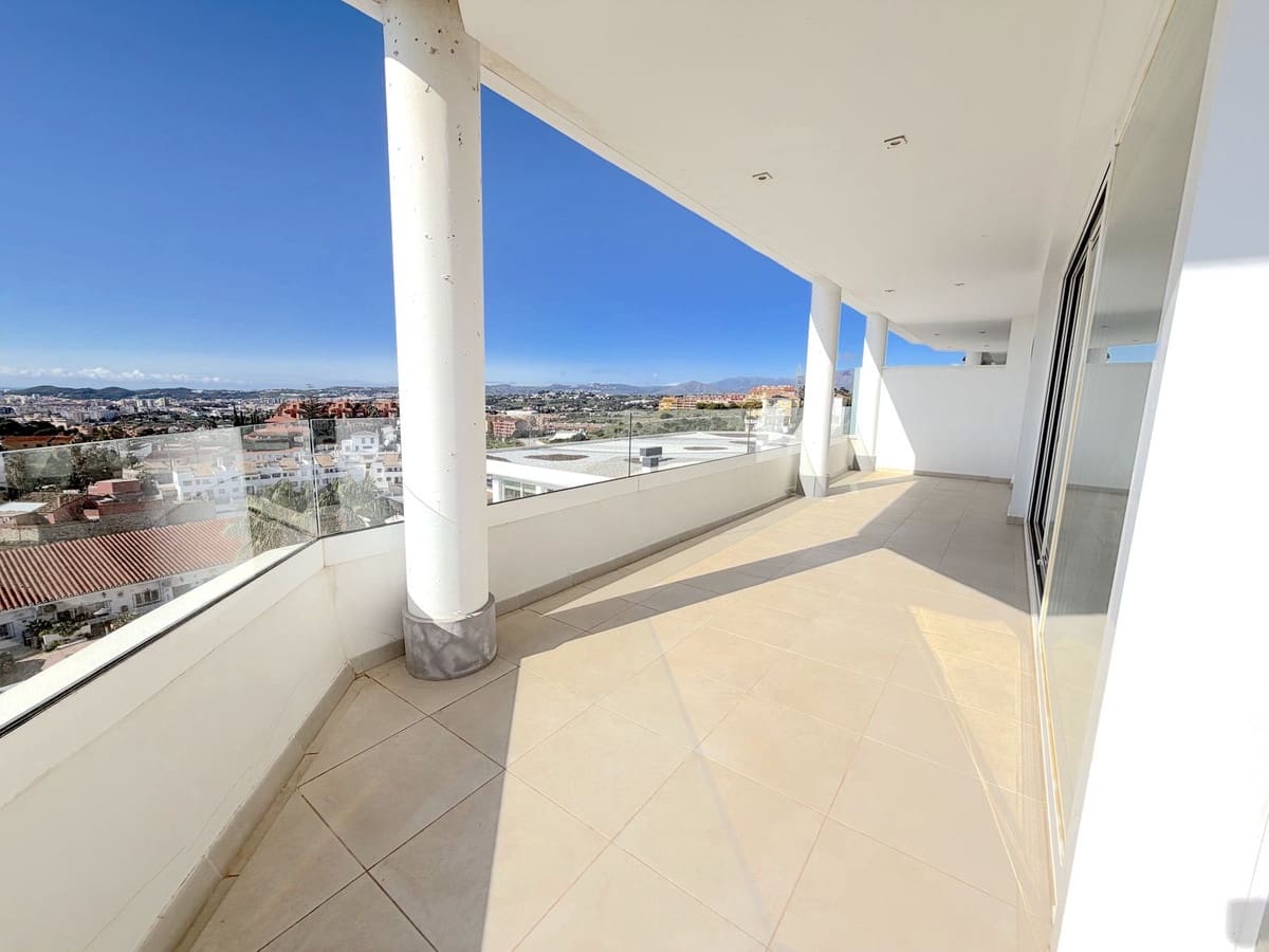 3 slaapkamer Flat te koop in Fuengirola met zwembad garage - € 675.000 (Ref: 9760199)
