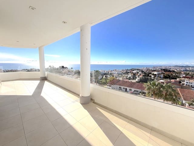 3 slaapkamer Flat te koop in Torreblanca, Fuengirola met zwembad garage - € 675.000 (Ref: 9760199)