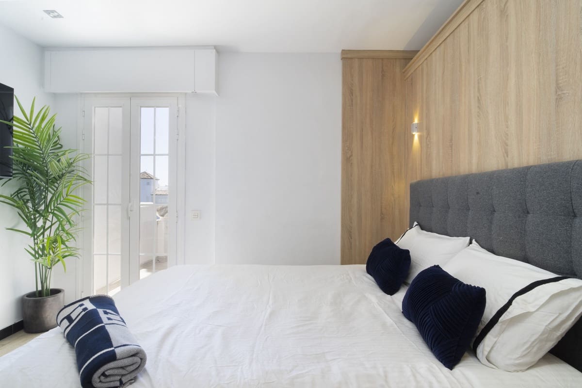 2 chambre Villa/Maison à vendre à Marbella avec piscine - 650 000 € (Ref: 9760200)