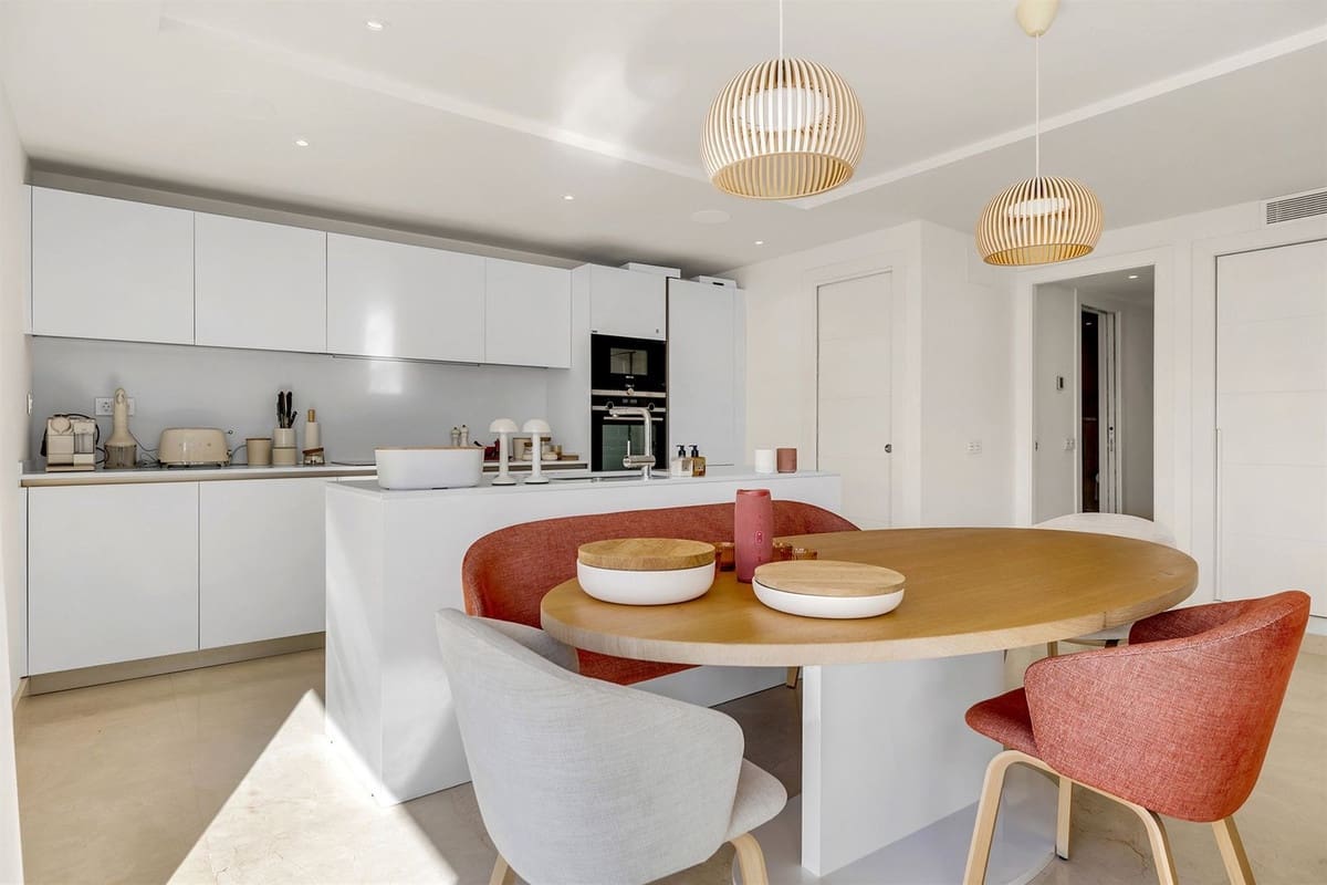 3 soverom Leilighet til salgs i Marbella med svømmebasseng - € 1 950 000 (Ref: 9760202)