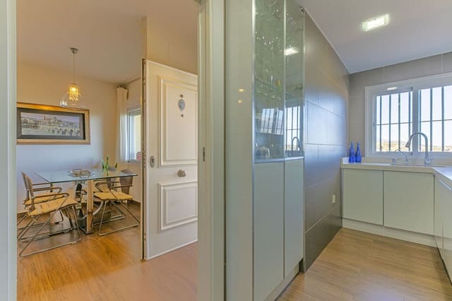 2 soveværelse Villa til salg i La Cala de Mijas, Mijas med swimmingpool garage - € 435.000 (Ref: 9761321)