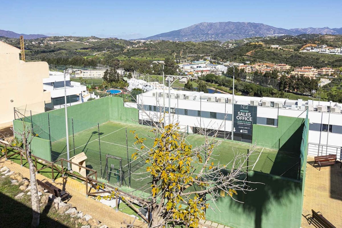 2 soveværelse Villa til salg i Mijas med swimmingpool garage - € 435.000 (Ref: 9761321)