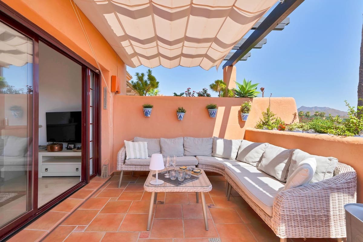 3 soverom Leilighet til salgs i Ojen med svømmebasseng garasje - € 499 000 (Ref: 9765324)