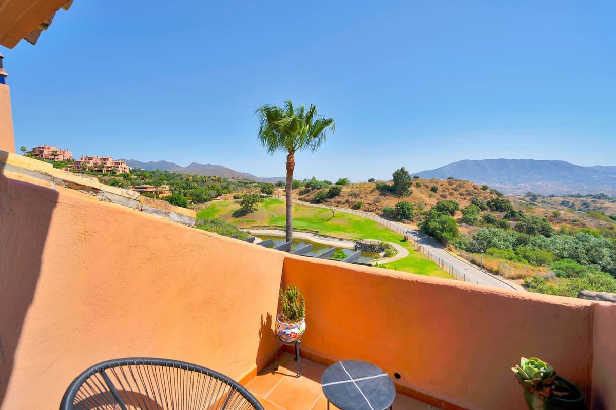 3 soverom Leilighet til salgs i Ojen med svømmebasseng garasje - € 499 000 (Ref: 9765324)