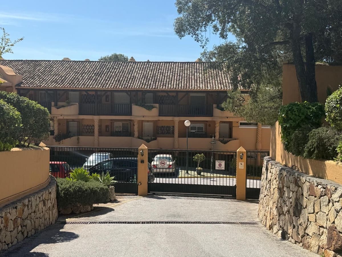 3 chambre Appartement à vendre à Mijas avec piscine garage - 465 000 € (Ref: 9765328)