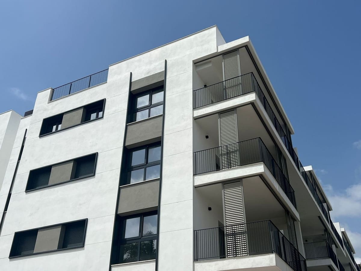 2 chambre Appartement à vendre à Estepona avec piscine garage - 635 000 € (Ref: 9769136)