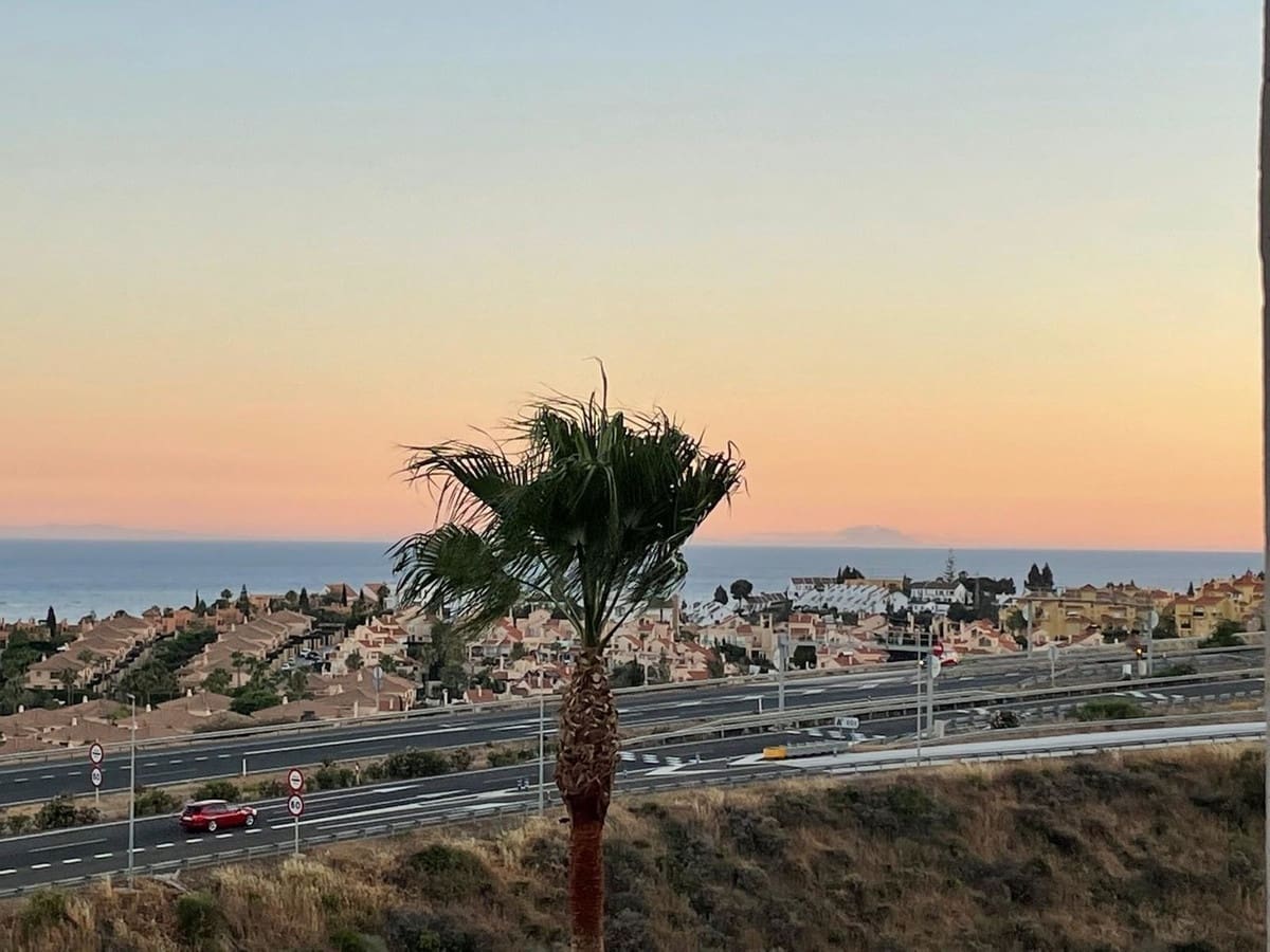 3 sypialnia Mieszkanie na sprzedaż w Mijas z basenem garażem - 449 000 € (Ref: 9770031)